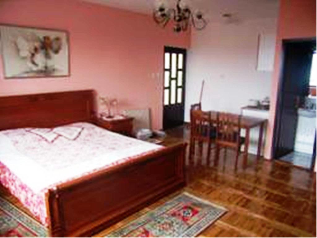 Guest House Sunce Novi Vinodolski Rum bild